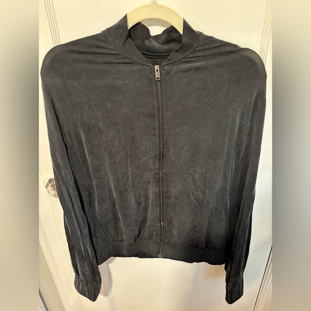 Lululemon Lab Josei Bomber - Picture 3 of 4